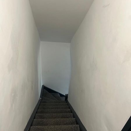 Tammys Lodge Stoke-on-Trent Экстерьер фото